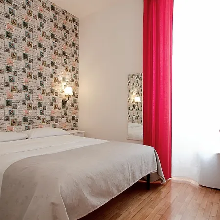 Domus Iuliae Hotel Rome Exterior photo
